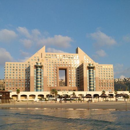 Dream Holiday Apartment Haifa Bagian luar foto